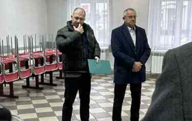 Przekazanie sprzętu w ramach dofinansowania Starostwa Powiatowego w Żurominie dla OSP 1