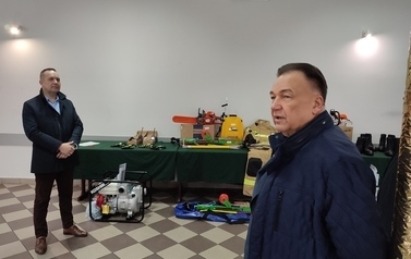 Przekazanie sprzętu strażackiego dla jednostek OSP z terenu Gminy Kuczbork-Osada 11